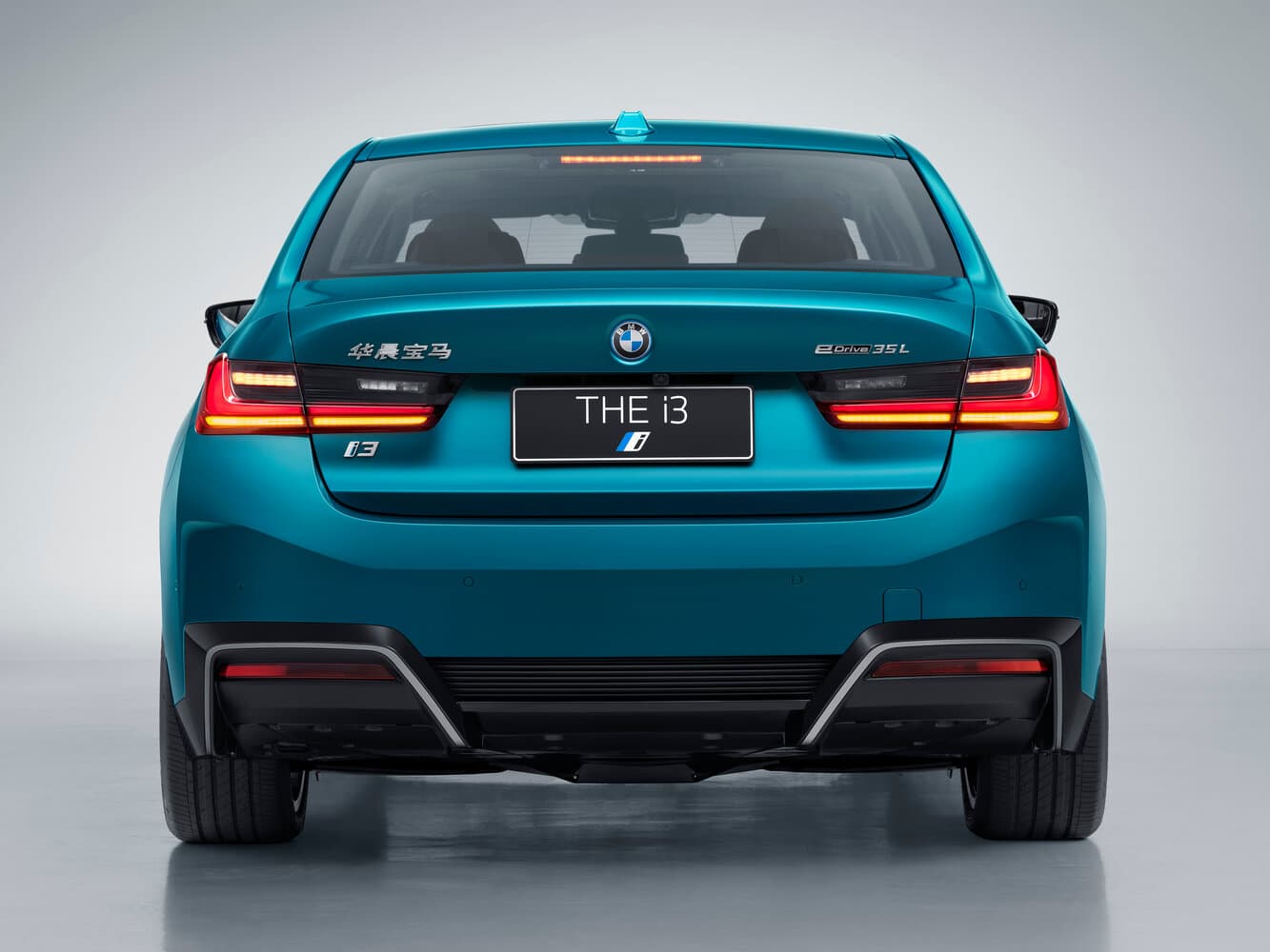 BMW i3 I (G28) Седан, фото 4