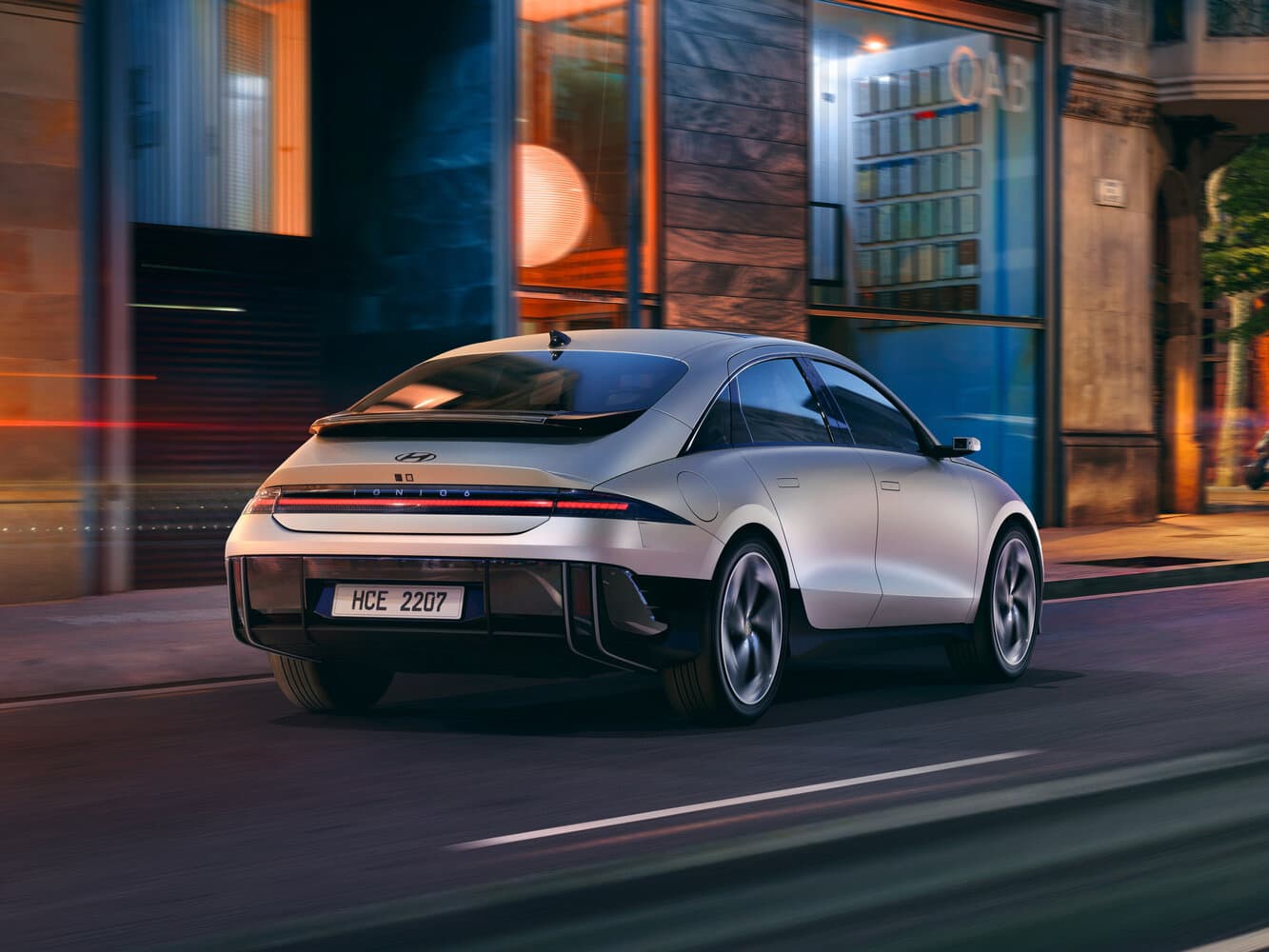 Hyundai IONIQ 6  Фастбек, фото 4