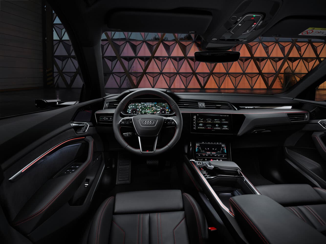 Audi, Q8 e-tron, 2024, фото 7