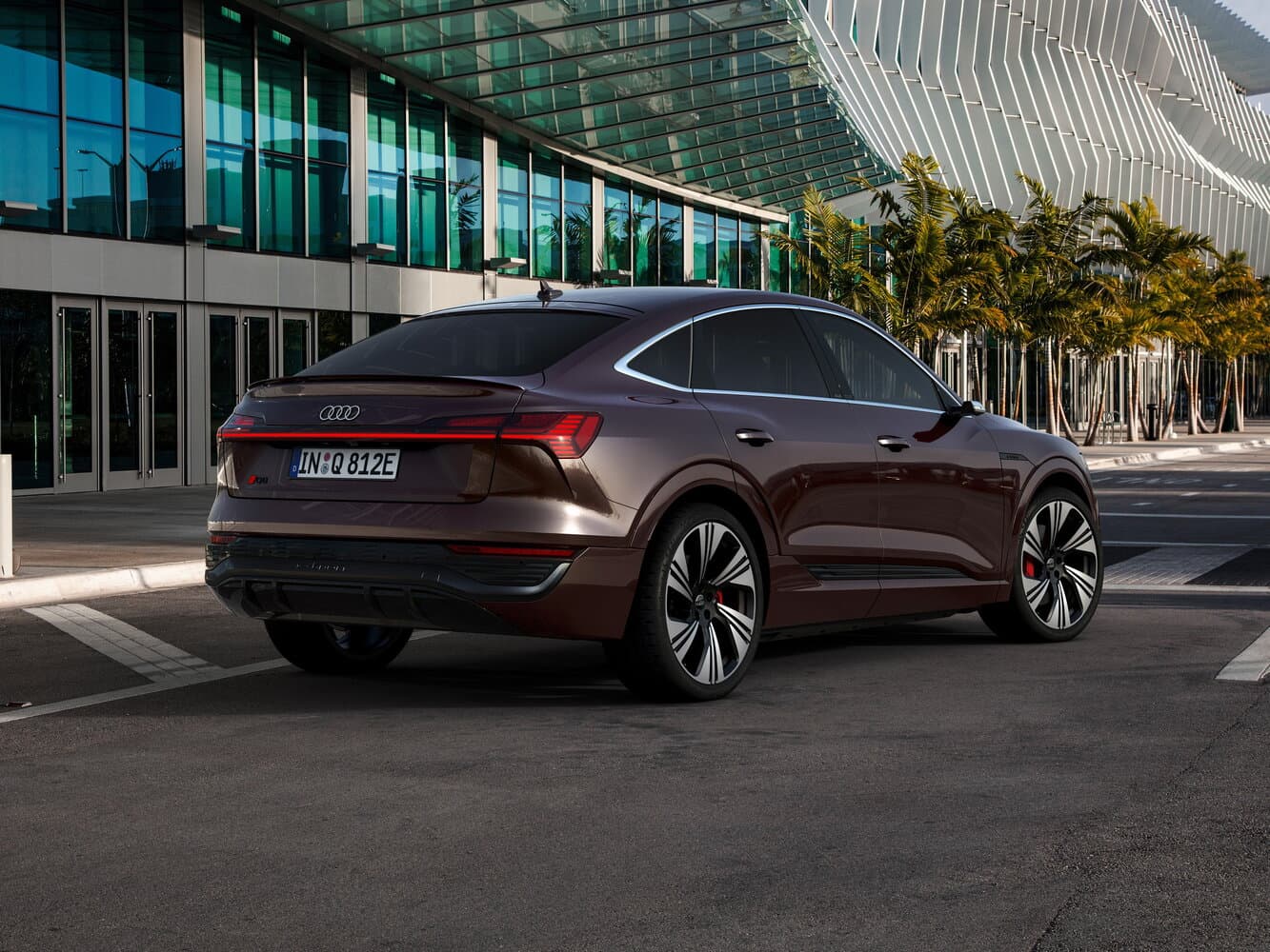 Audi, Q8 Sportback e-tron, 2025, фото 13
