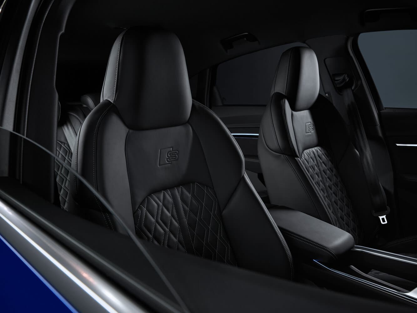 Audi, SQ8 Sportback e-tron, 2023, фото 6