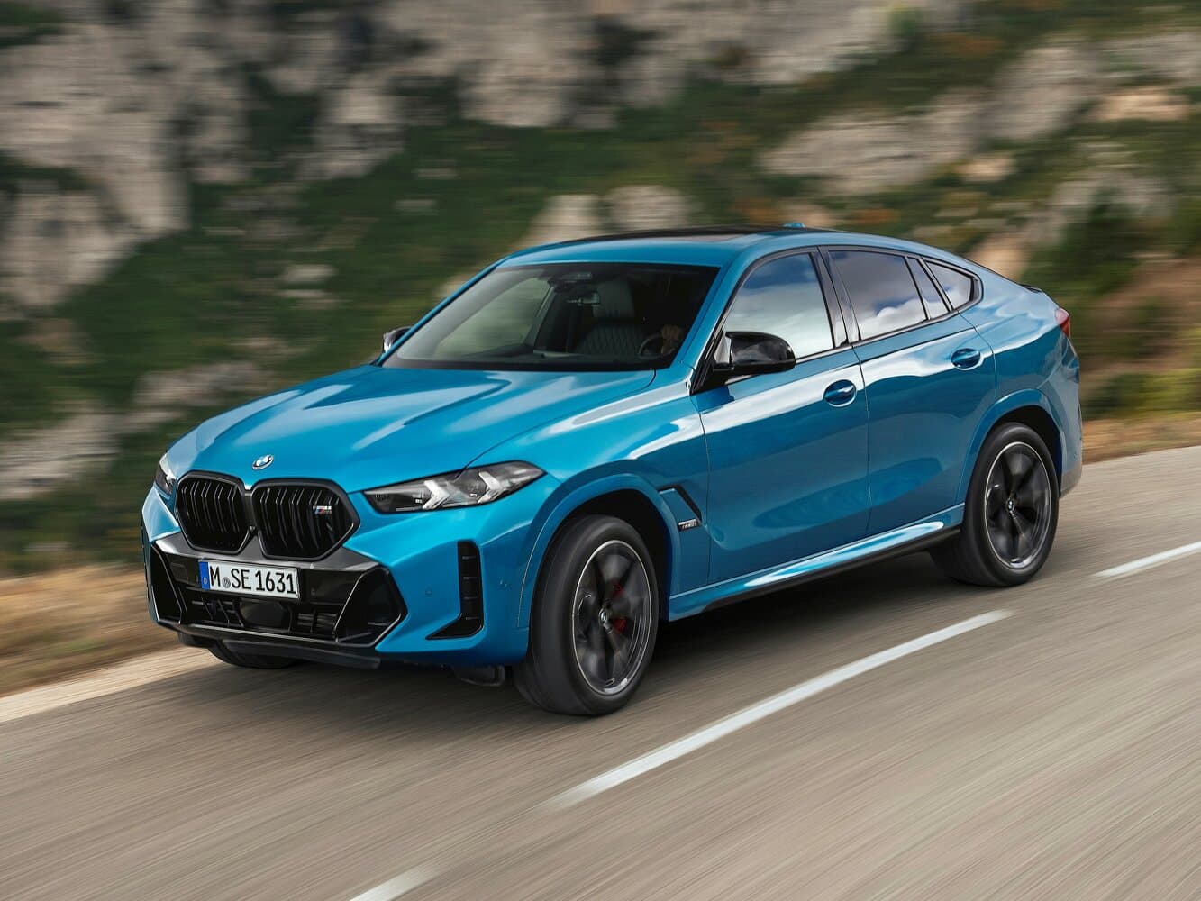 Фото BMW X6