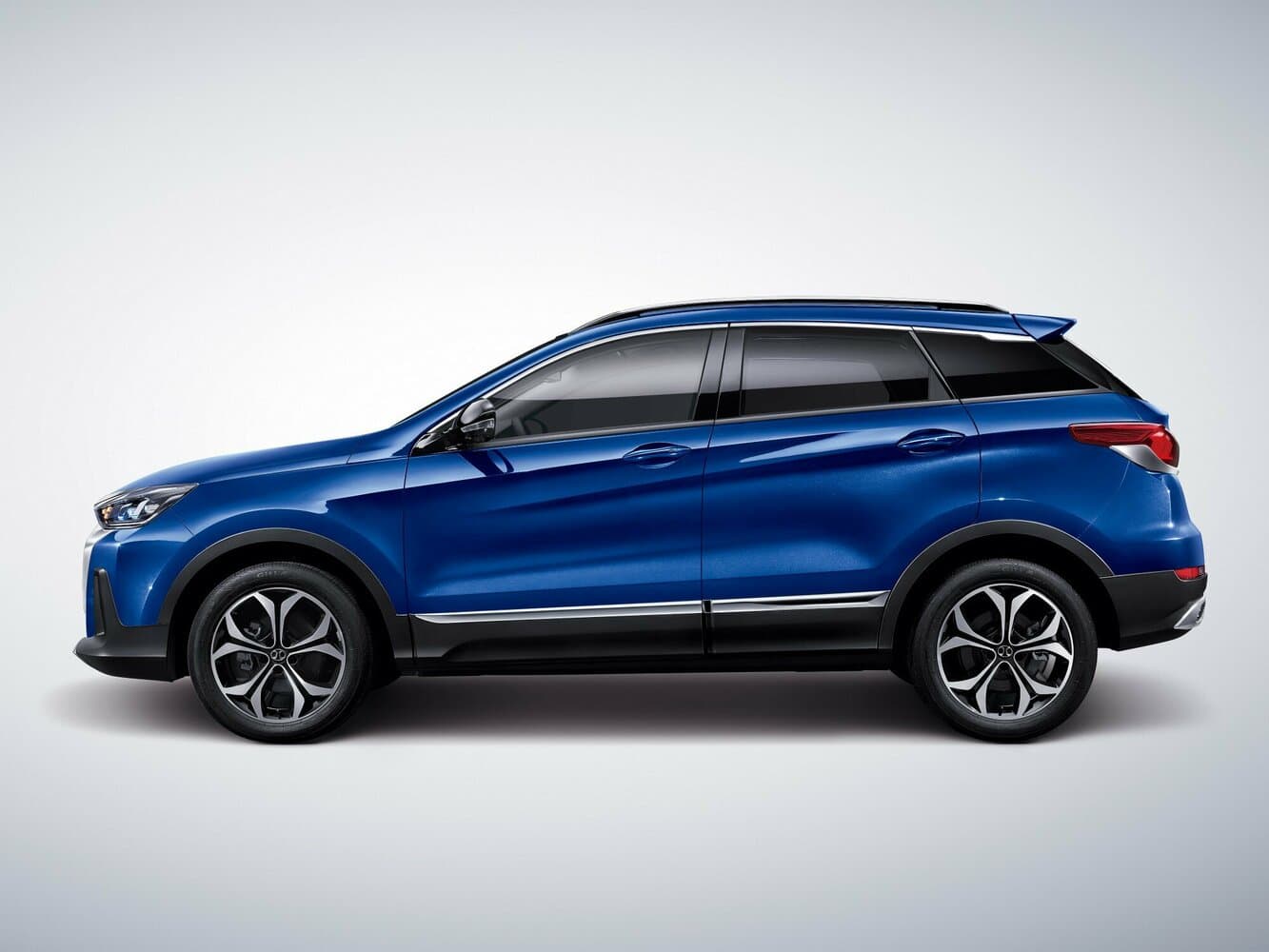 BAIC X5 II (Beijing X5) Внедорожник 5 дв., фото 2