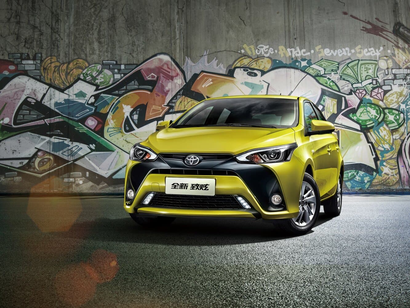 Toyota Yaris XP150 Рестайлинг Хэтчбек 5 дв. L