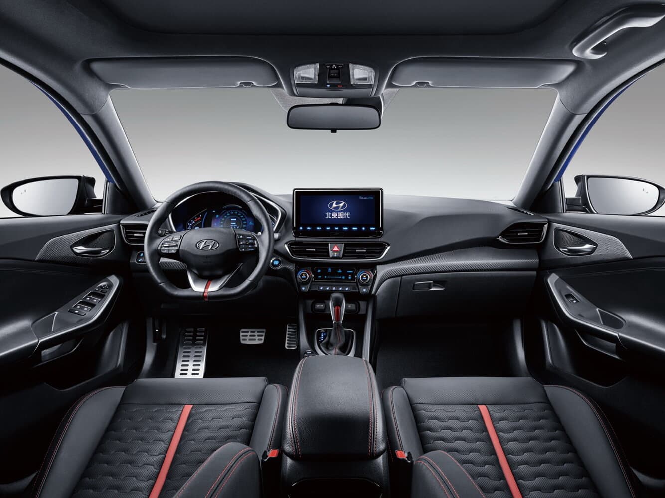 Hyundai Lafesta I Седан, фото 4