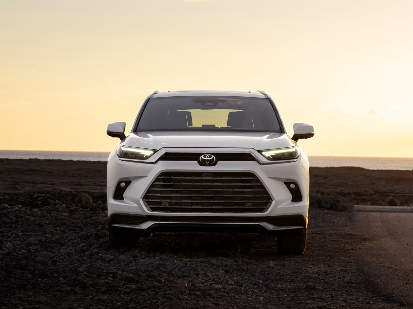 Toyota Grand Highlander  Внедорожник 5 дв., фото 3