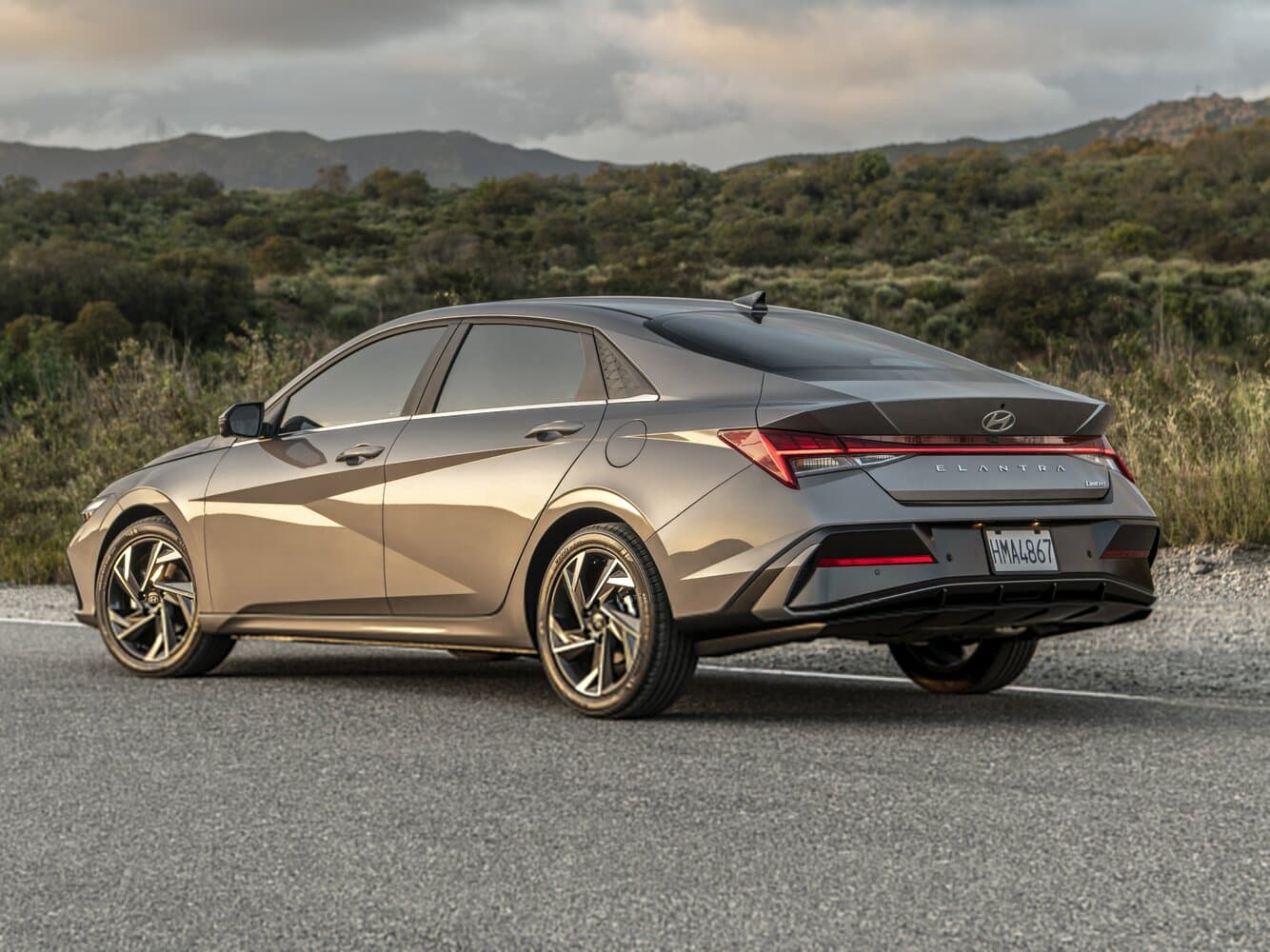 Hyundai Elantra VII (CN7) Рестайлинг Седан, фото 4