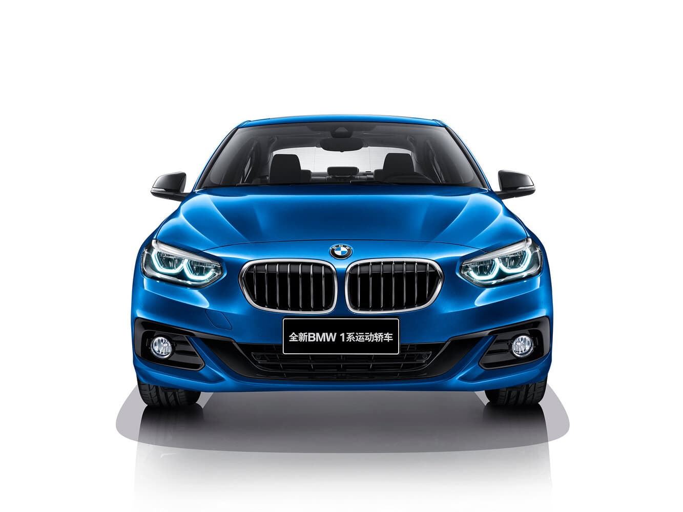 BMW 1 series III (F52) Седан, фото 3
