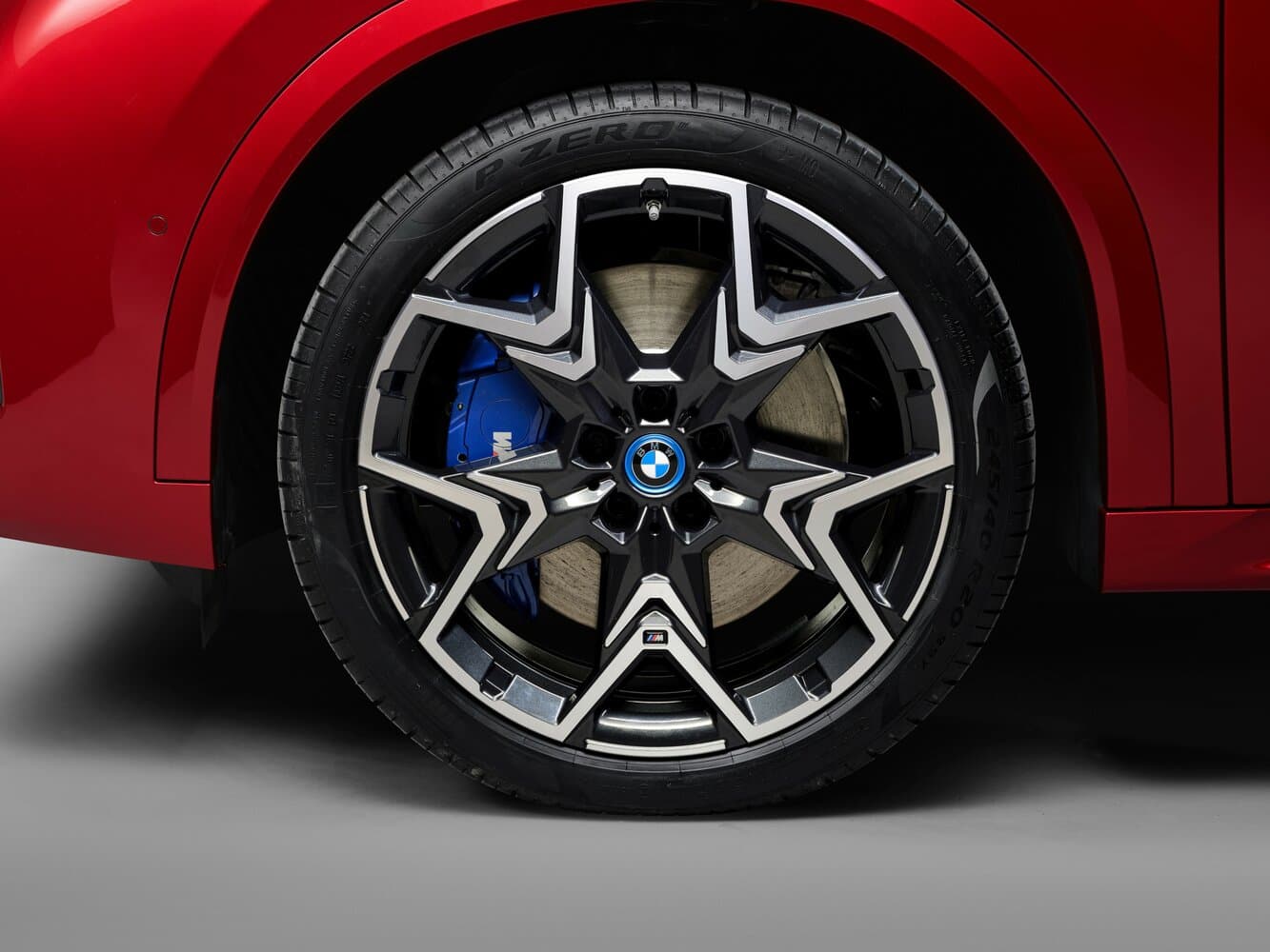 BMW iX2  Внедорожник 5 дв., фото 16