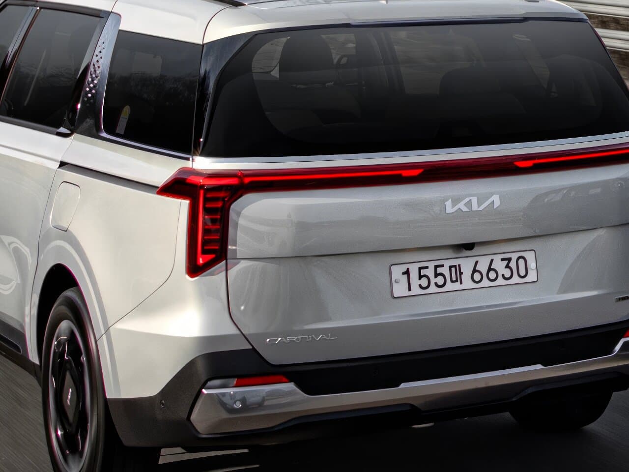 Kia Carnival IV Рестайлинг Минивэн, фото 7