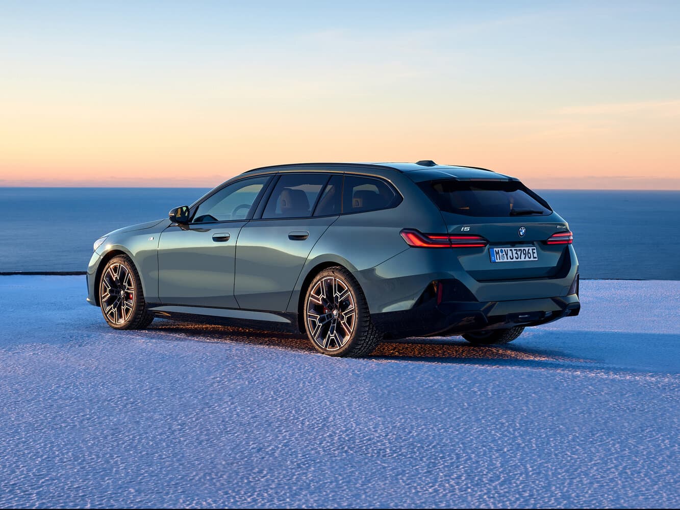 BMW i5  Универсал, фото 5