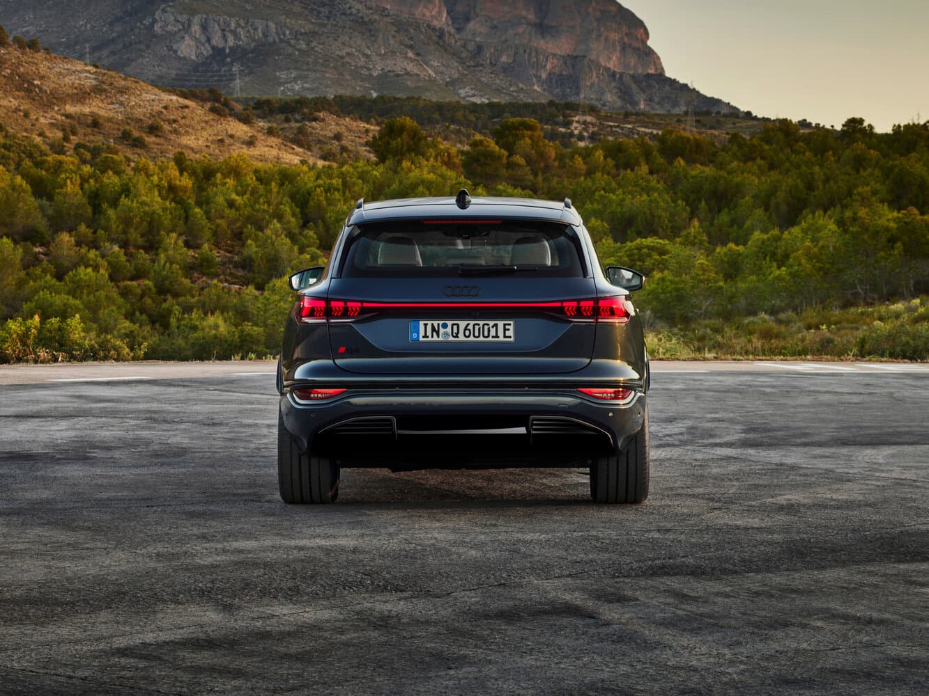 Audi, Q6 e-tron, 2026, фото 4