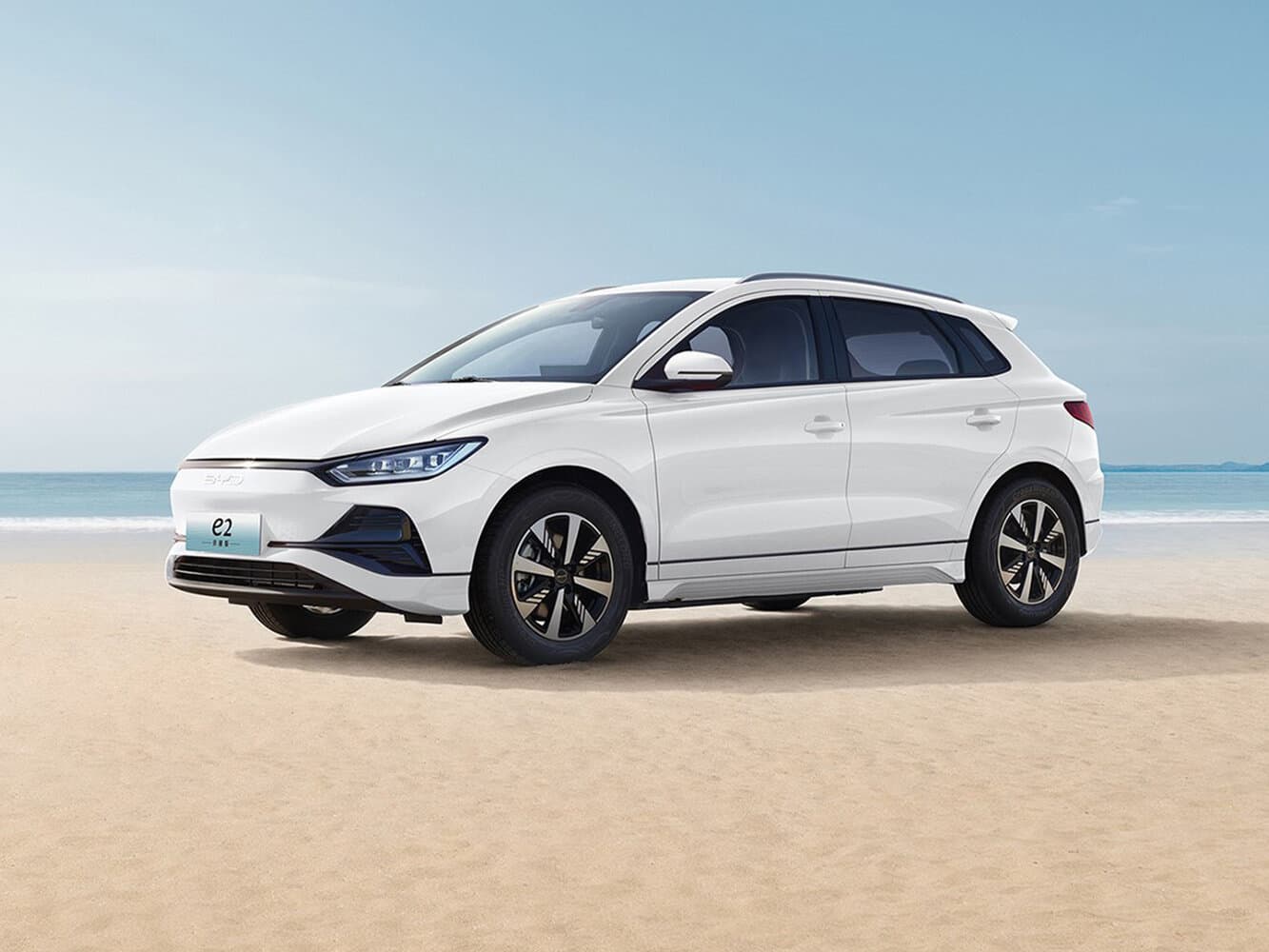 Фото BYD E2