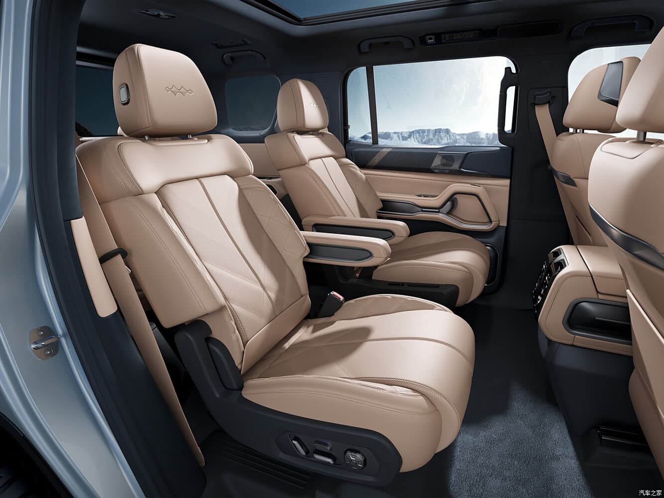 BYD FangChengBao Leopard 8  Внедорожник 5 дв., фото 8