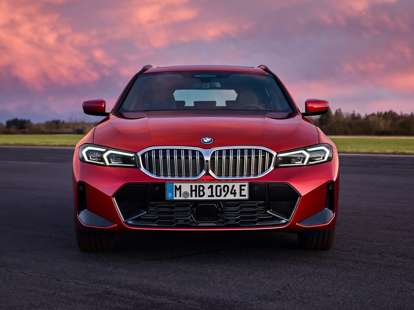 BMW 3 series VII (G2x) Рестайлинг 2 Универсал 5 дв., фото 3