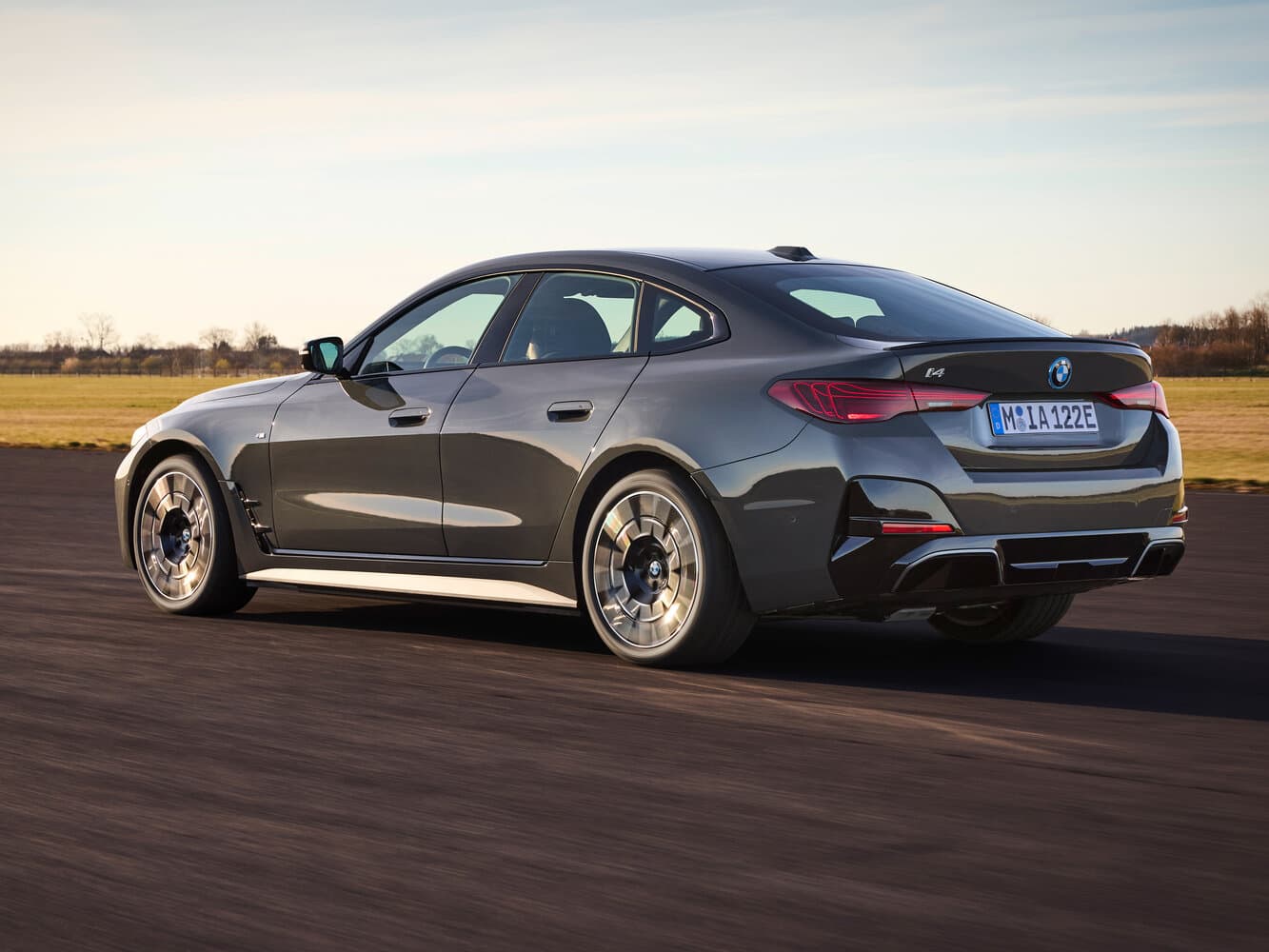 BMW i4 G26 Рестайлинг Лифтбек, фото 5