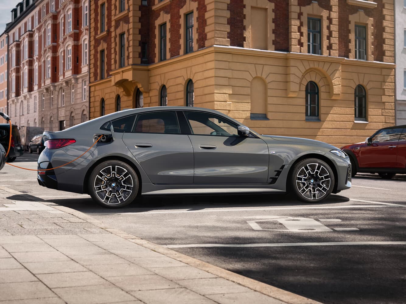 BMW i4 G26 Рестайлинг Лифтбек, фото 2