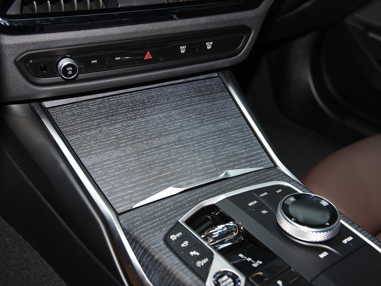 BMW 3 series VII (G2x) Рестайлинг 2 Седан Long, фото 15
