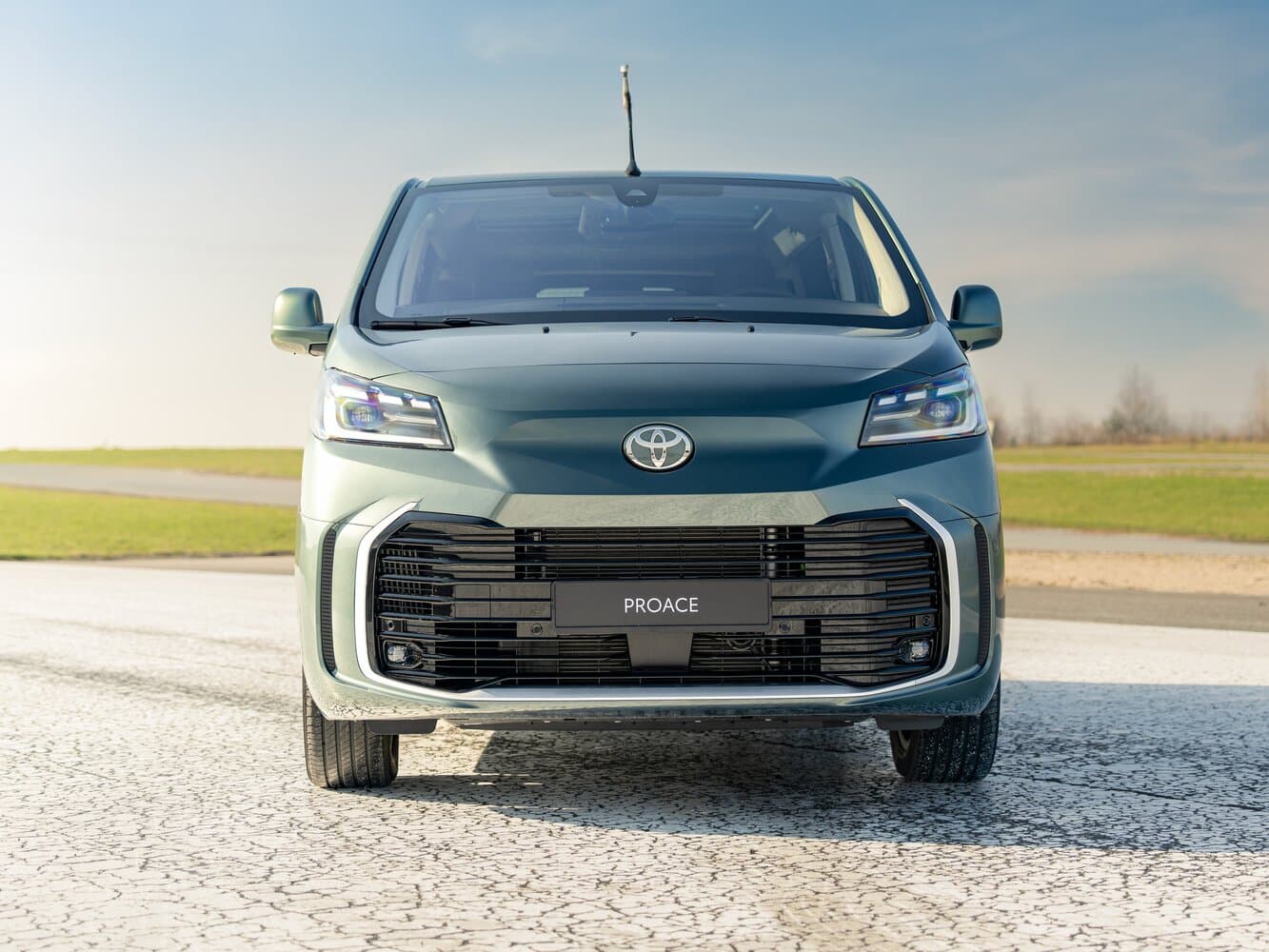 Toyota ProAce II Рестайлинг Минивэн Verso L1, фото 3