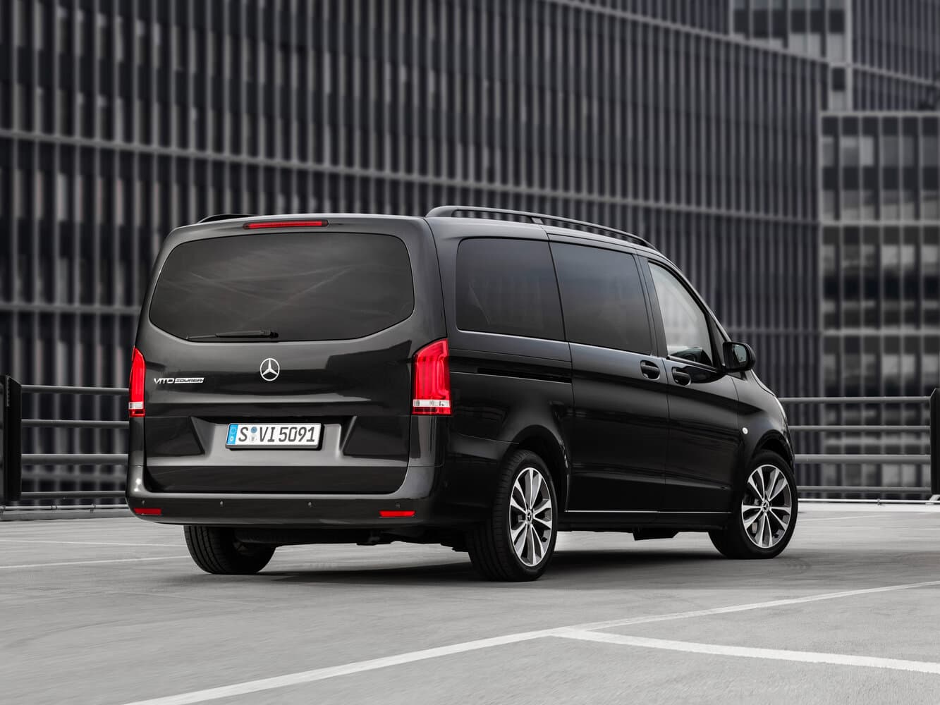 Mercedes-Benz Vito III (W447) Рестайлинг Минивэн L2, фото 5