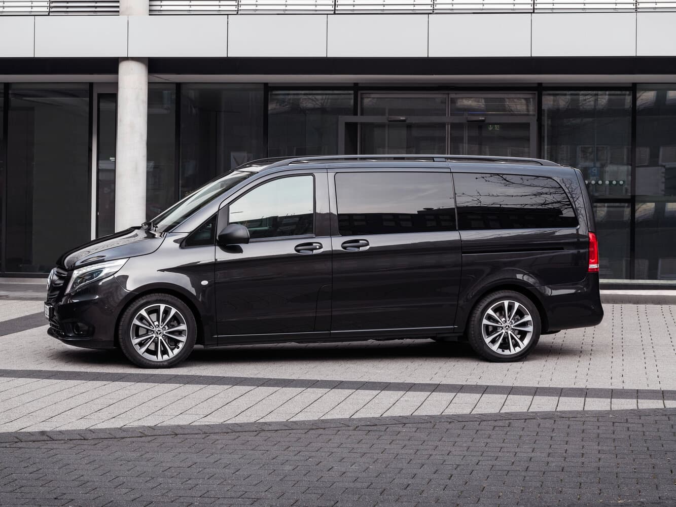 Mercedes-Benz Vito III (W447) Рестайлинг Минивэн L2, фото 2