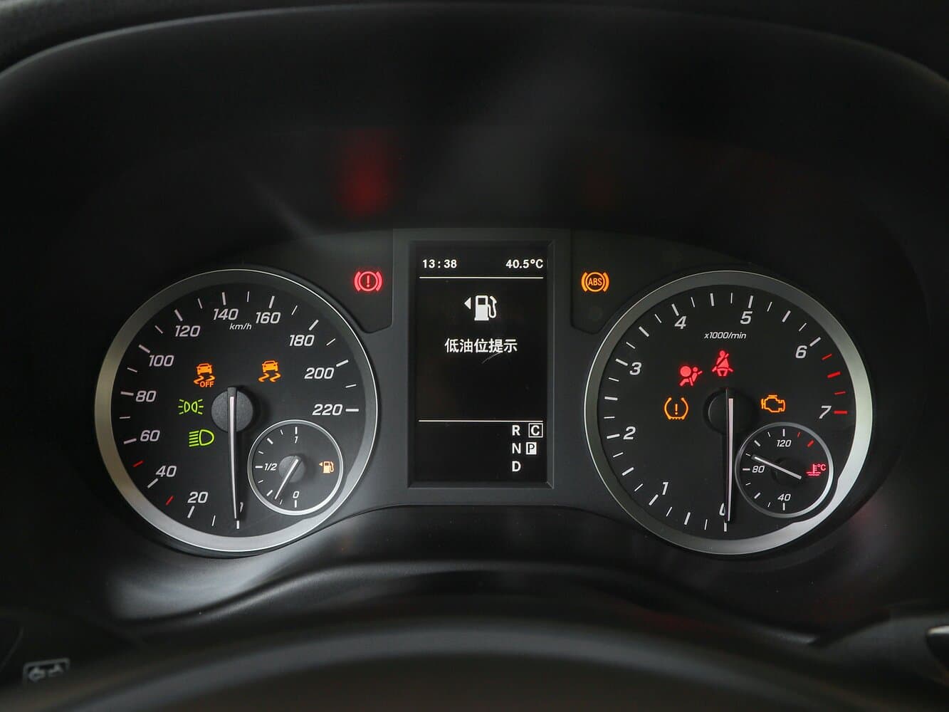 Mercedes-Benz Vito III (W447) Рестайлинг Минивэн L3, фото 8