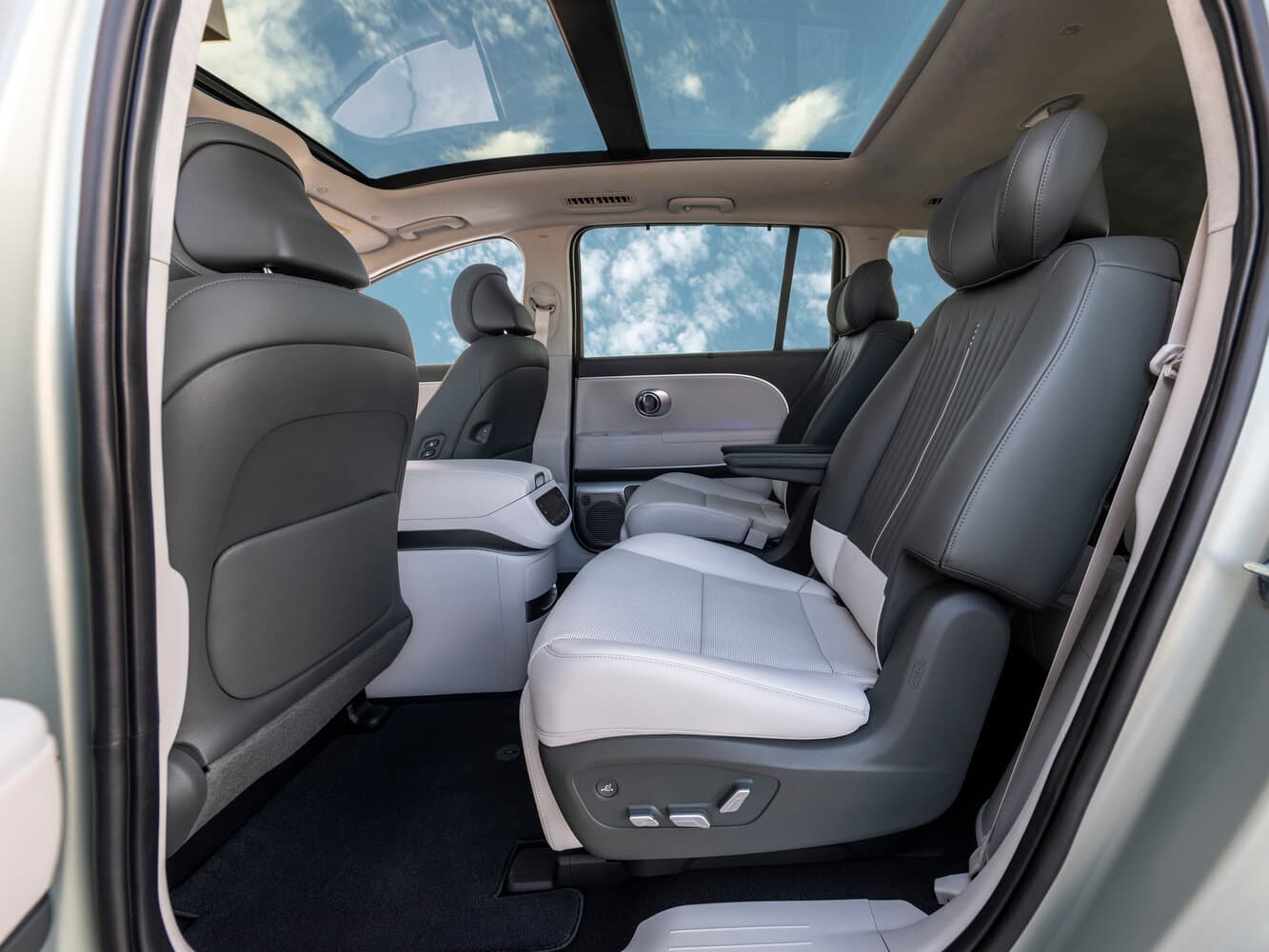 Hyundai IONIQ 9  Внедорожник 5 дв., фото 8
