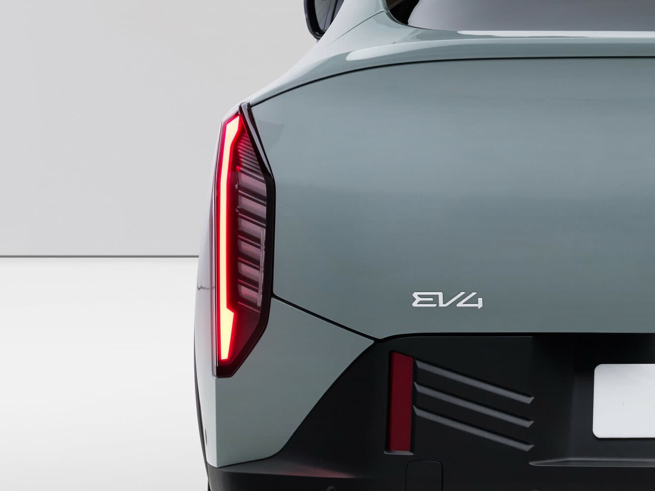 Kia EV4  Седан, фото 9