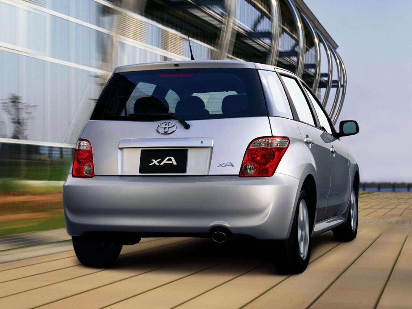 Toyota xA  Хэтчбек 5 дв., фото 4