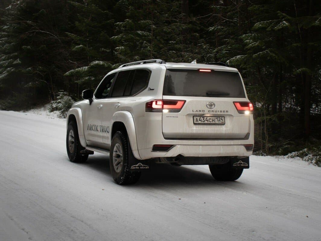 Toyota Land Cruiser 300 Series Внедорожник 5 дв. Arctic Trucks, фото 4