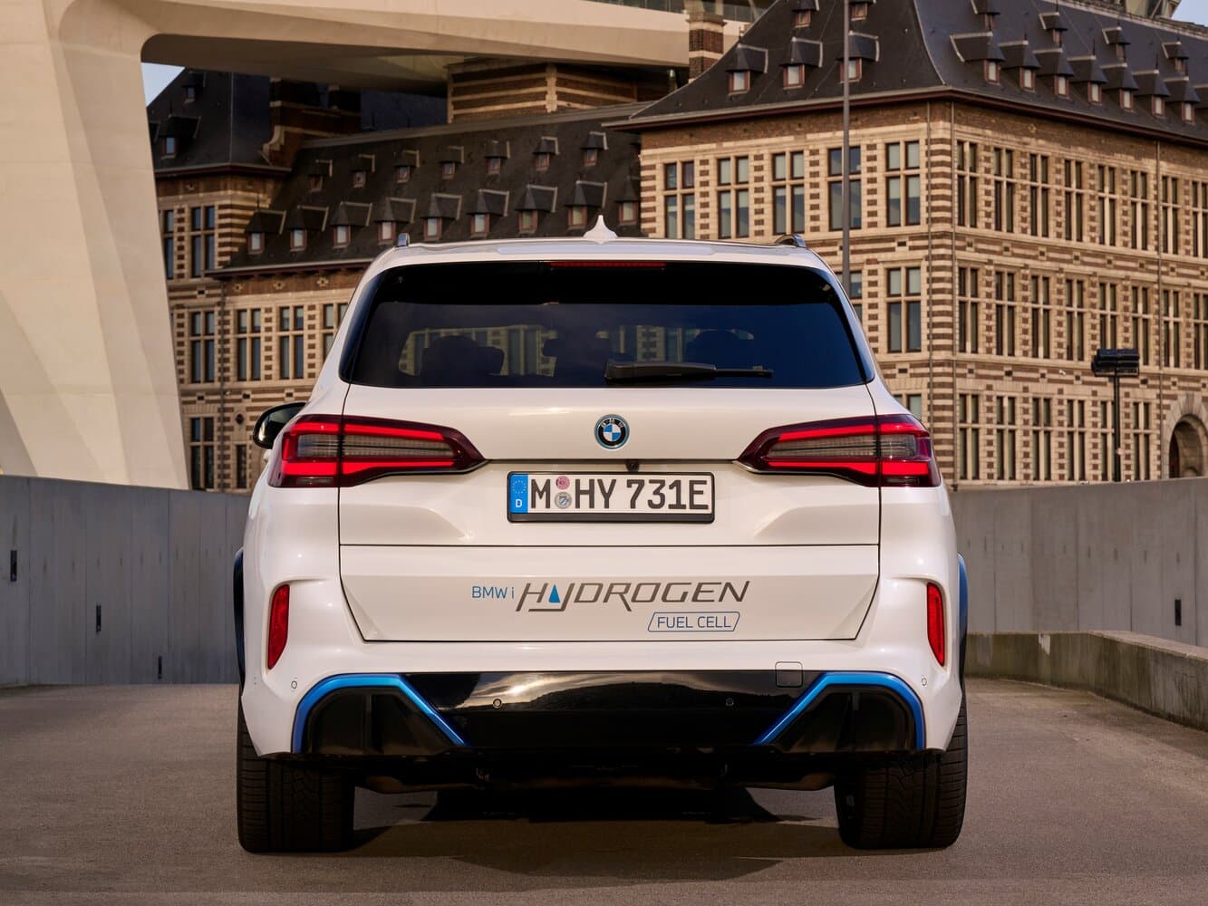 BMW iX5  Внедорожник 5 дв., фото 4
