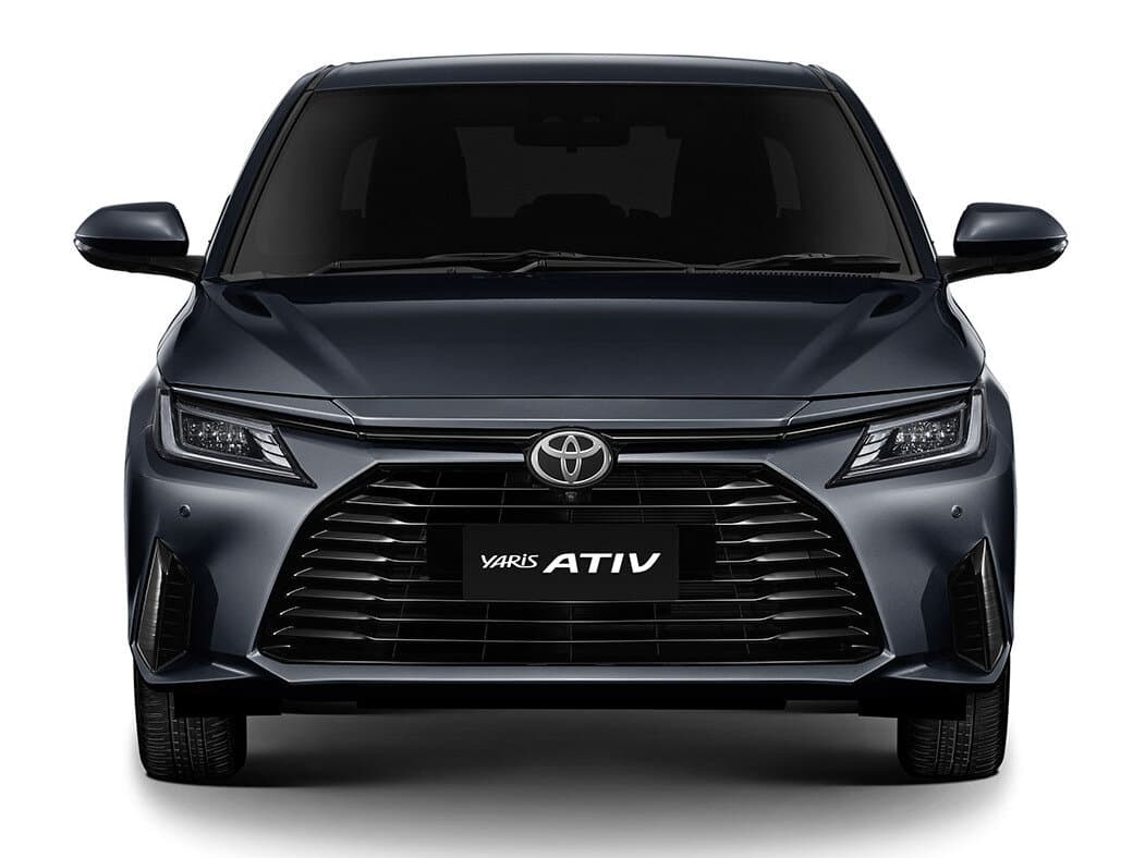 Toyota Yaris IV Седан, фото 3