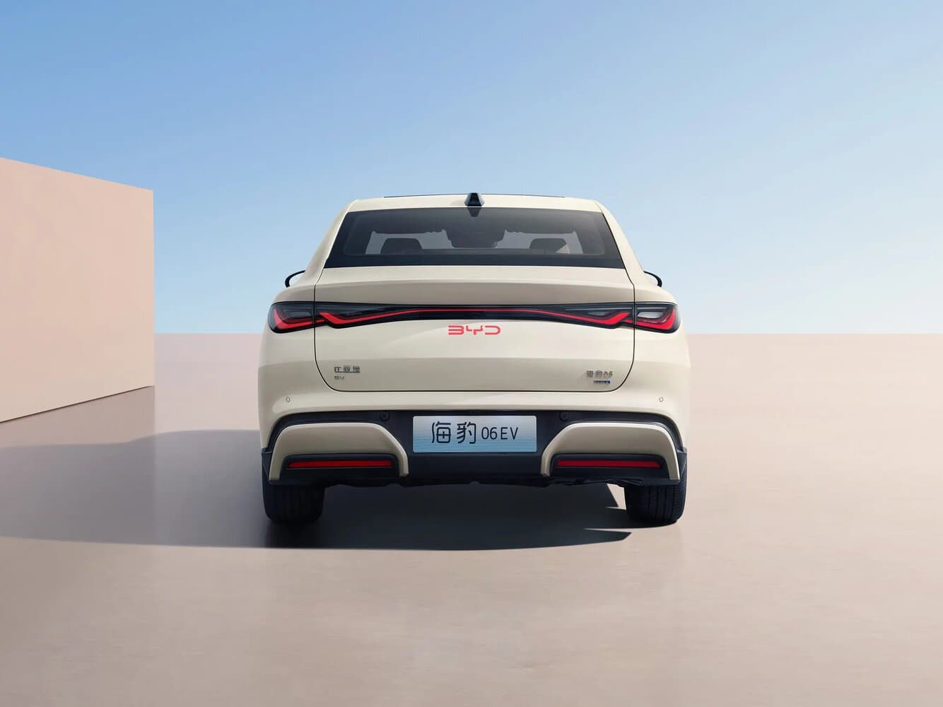 BYD Seal 06  Седан EV, фото 4