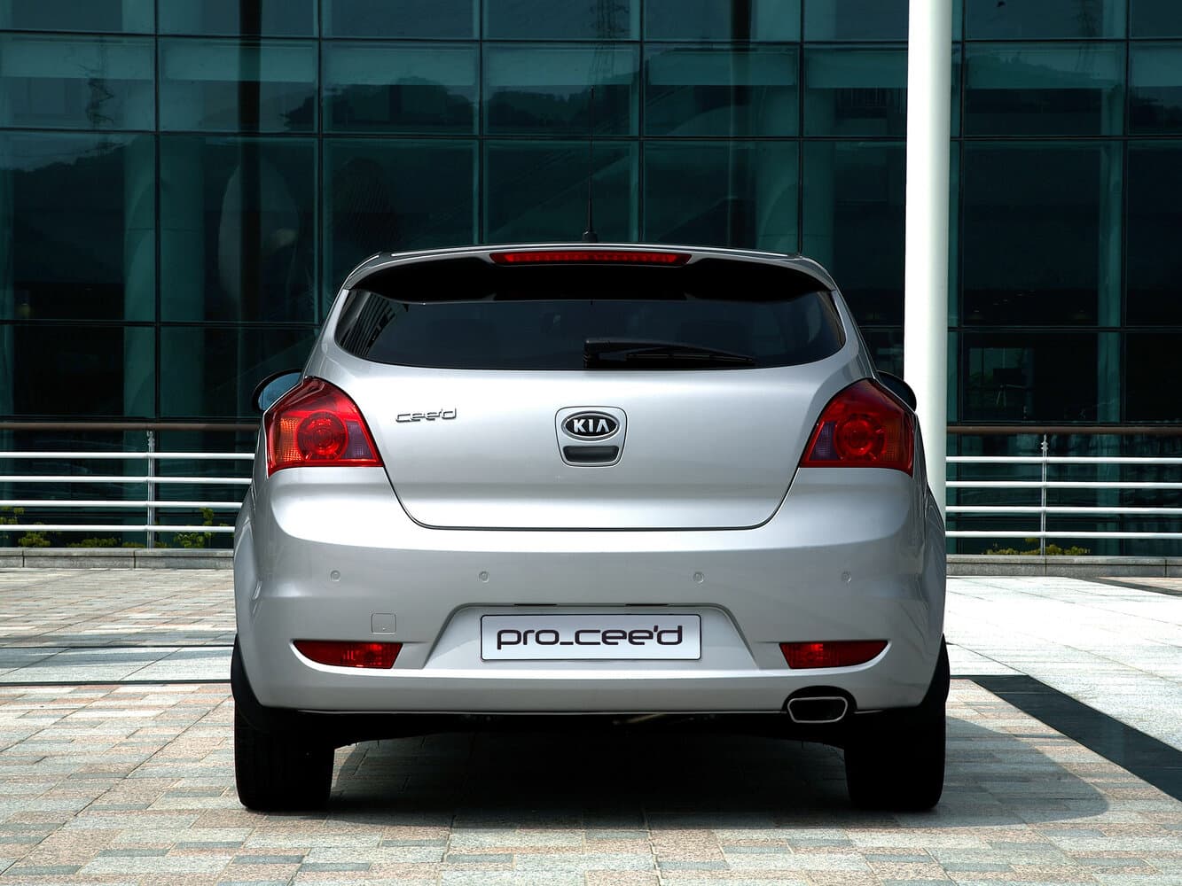 Kia Ceed I Хэтчбек 3 дв., фото 4