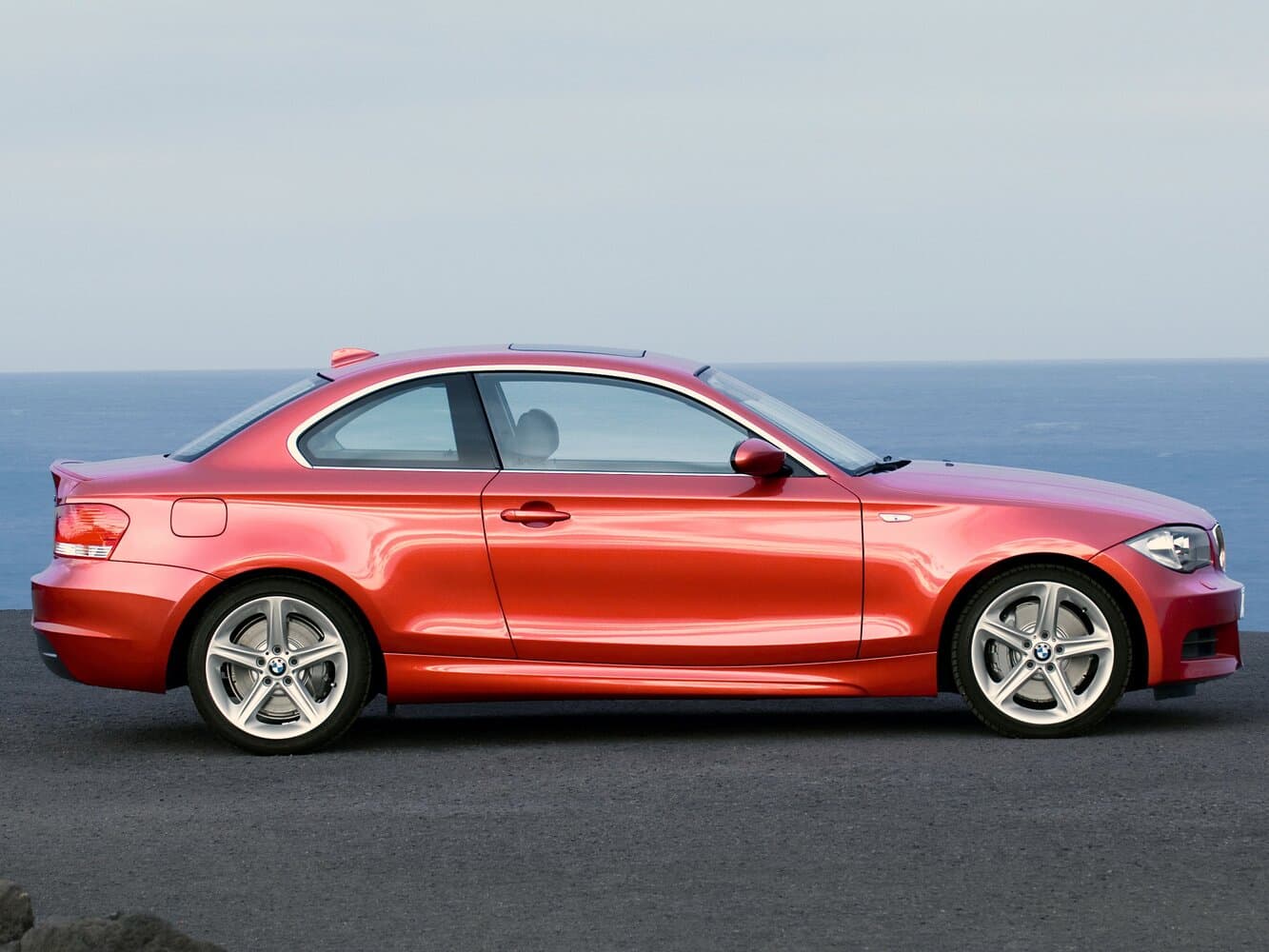 BMW 1 series I (E81/E82/E87/E88) Рестайлинг Купе, фото 2