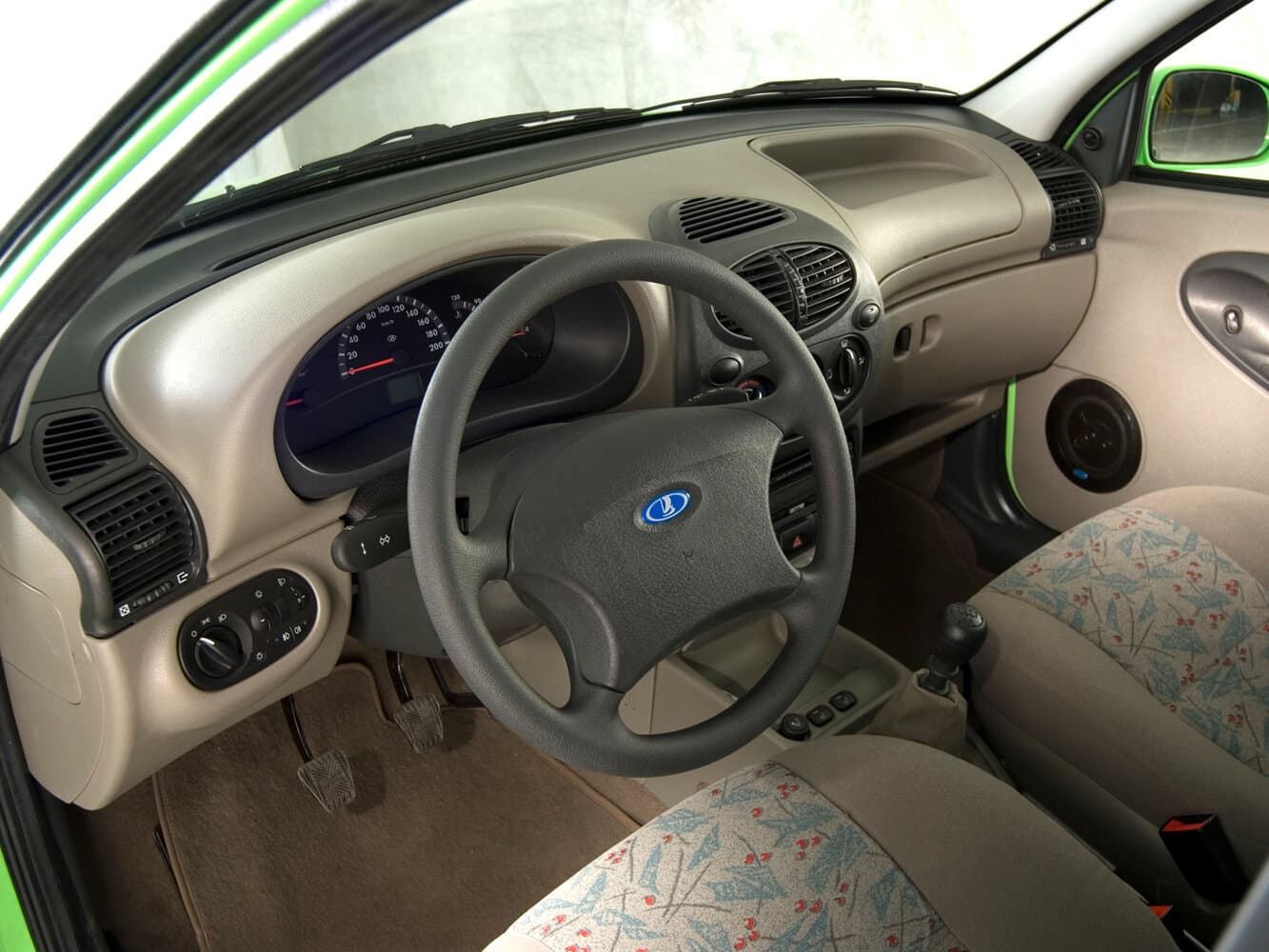 Lada (ВАЗ) Kalina I Хэтчбек 5 дв., фото 7