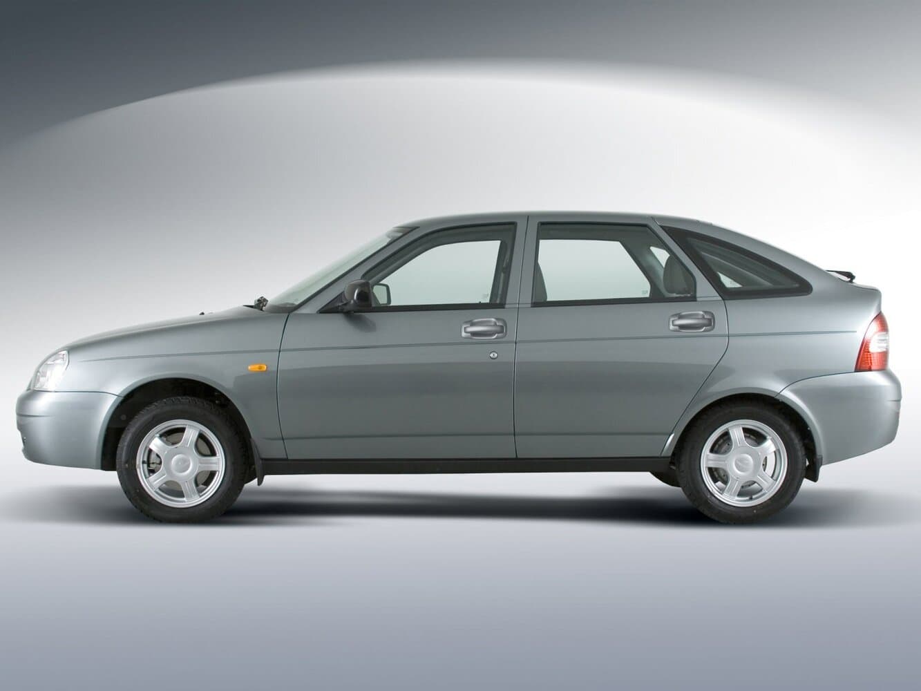 Lada (ВАЗ) Priora I Хэтчбек 5 дв., фото 2