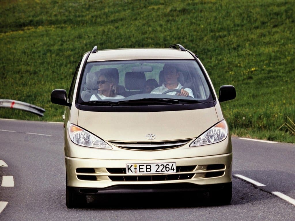 Toyota Previa II (XR30, XR40) Минивэн, фото 3