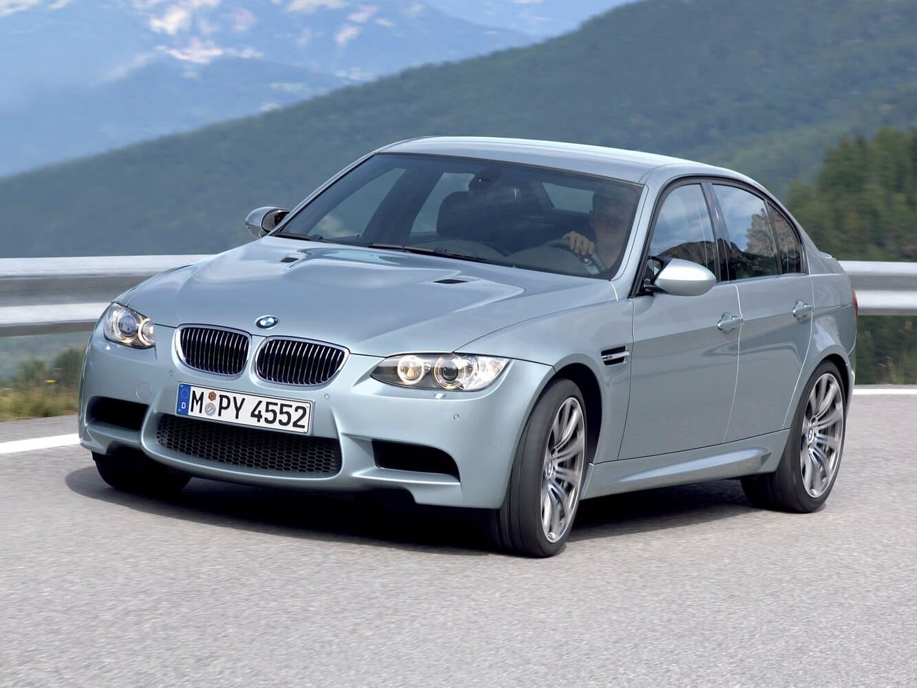BMW M3 IV (E90)