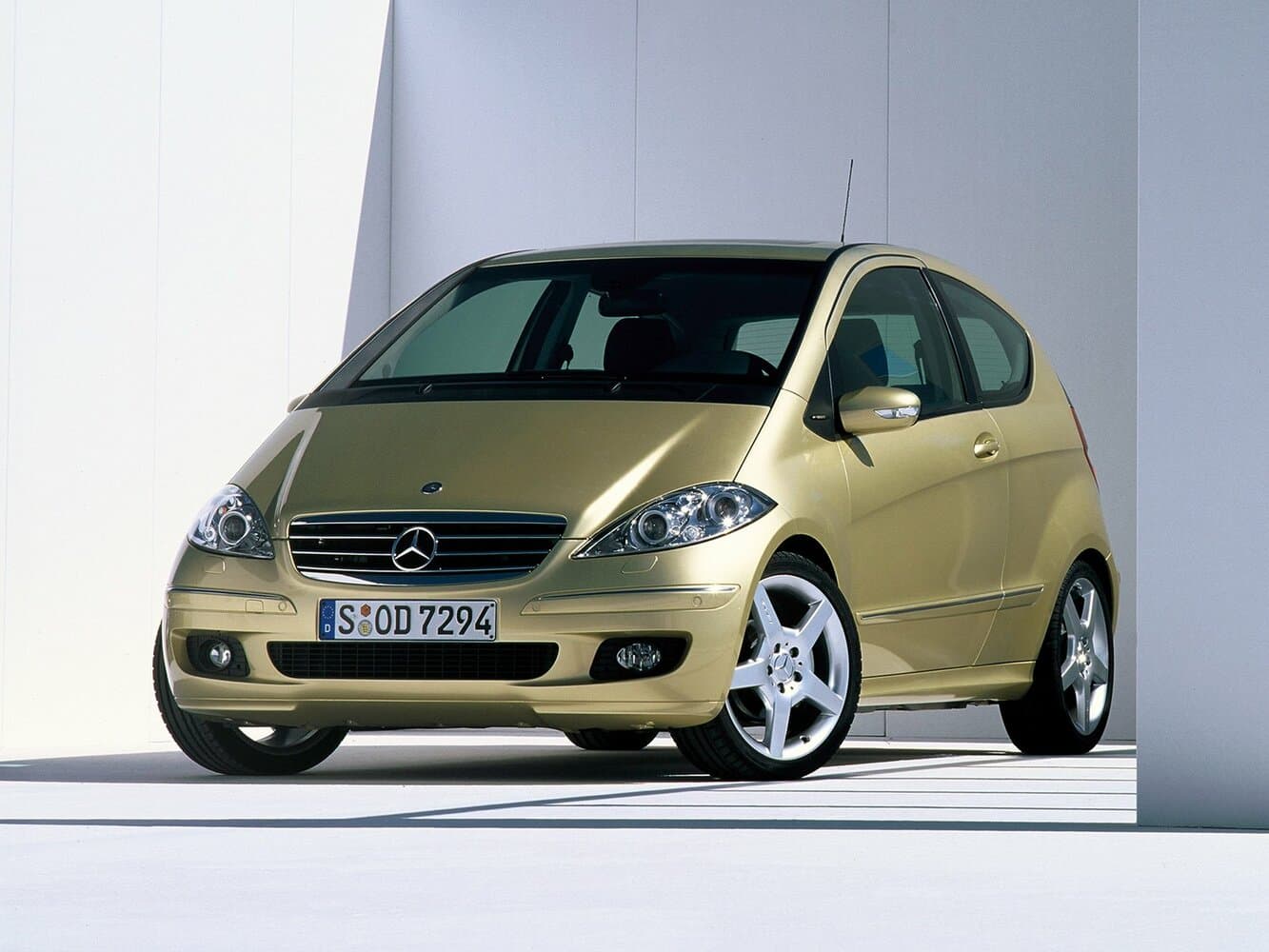 Mercedes-Benz A-Class II (W169) Хэтчбек 3 дв.