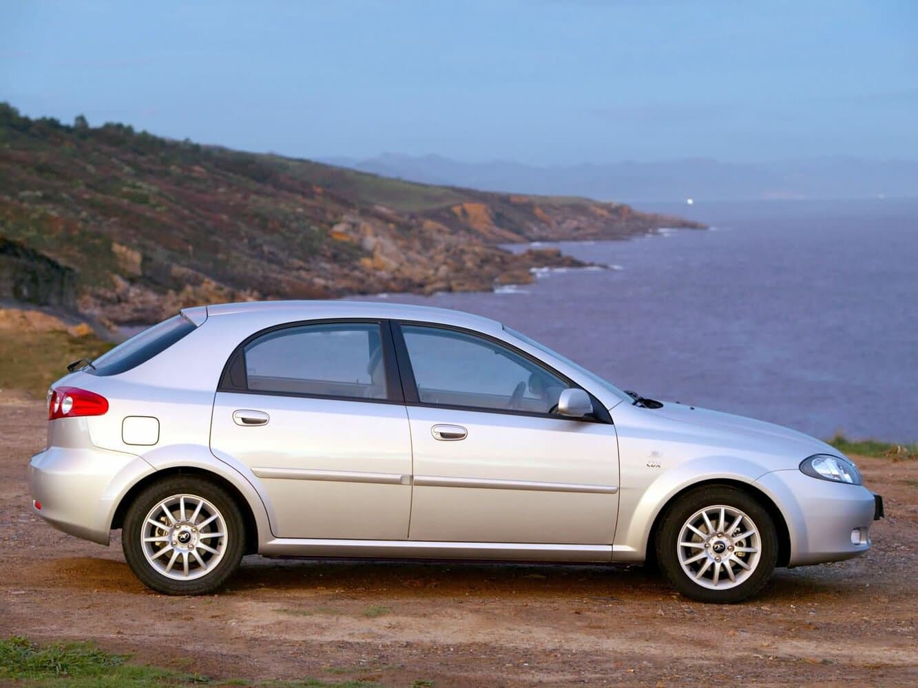 Daewoo Lacetti  Хэтчбек 5 дв., фото 2
