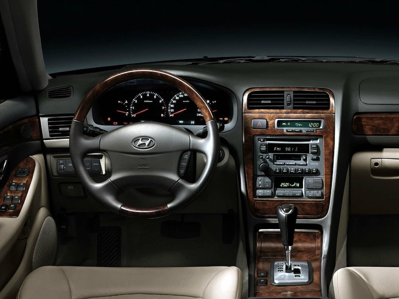 Hyundai XG I Рестайлинг Седан, фото 5