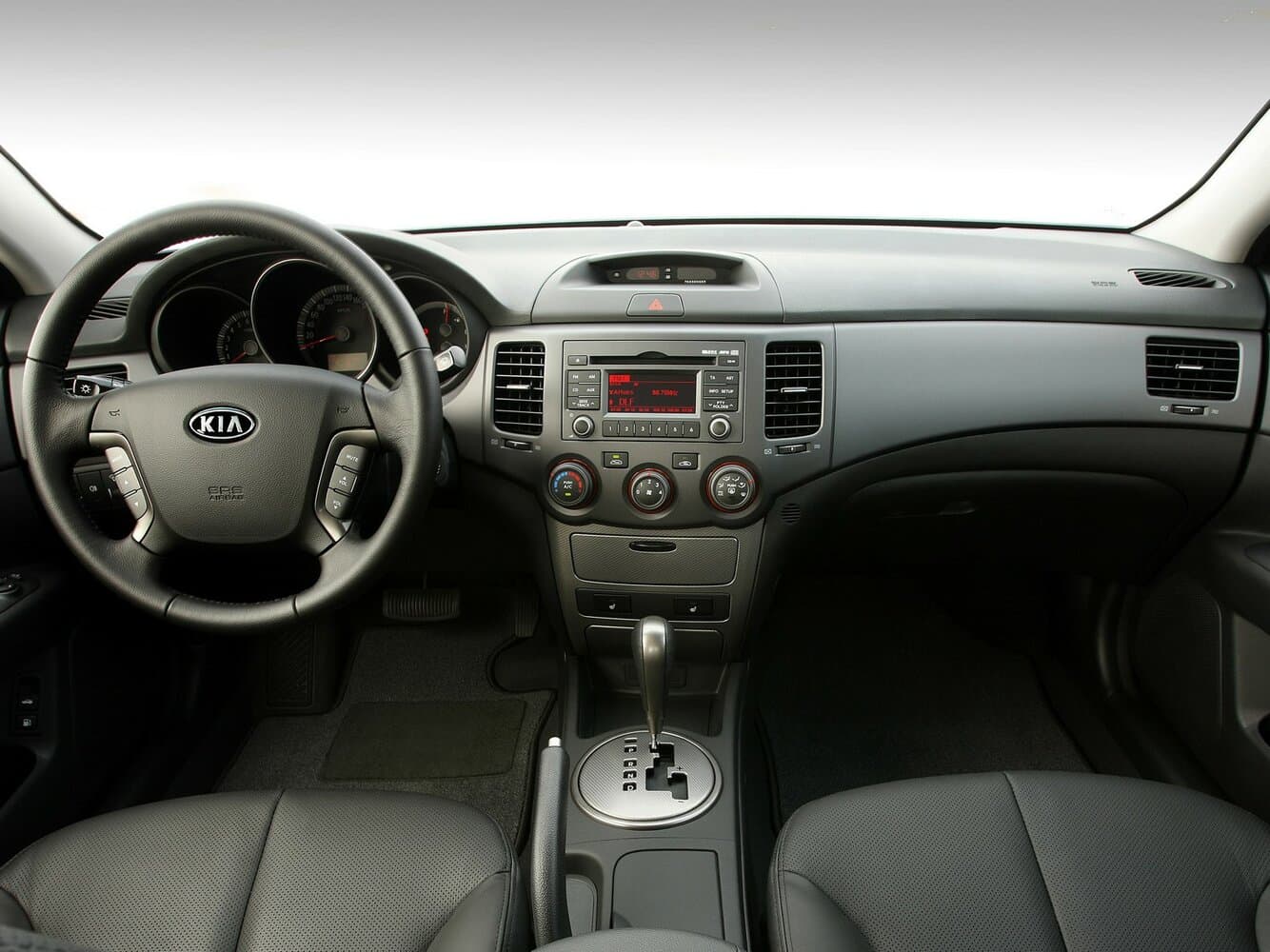 Kia Magentis II Рестайлинг Седан, фото 6