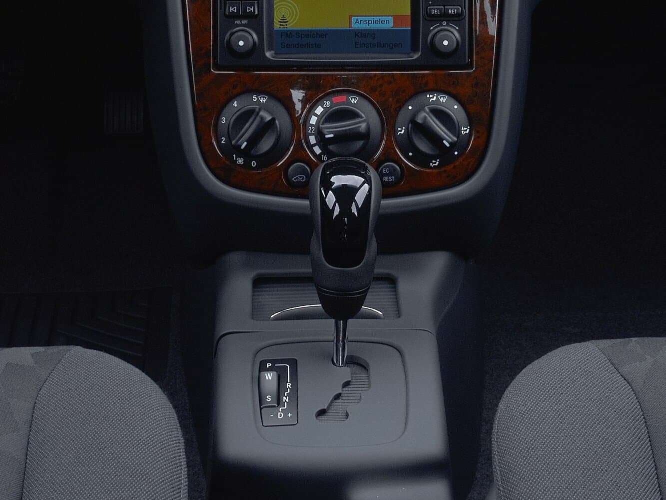 Mercedes-Benz Vaneo  Компактвэн, фото 9