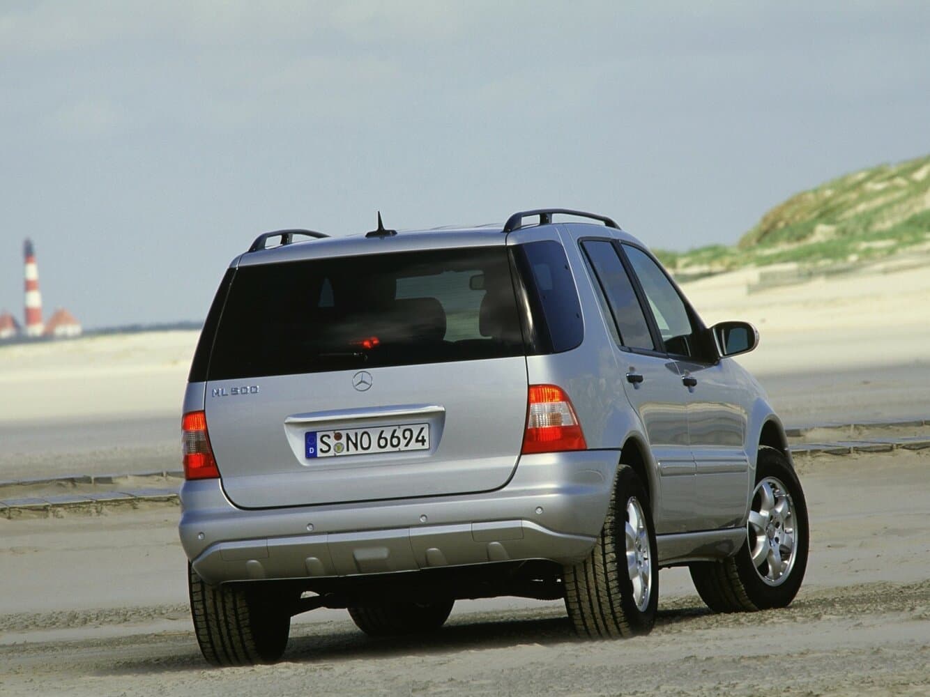 Mercedes-Benz M-Class I (W163) Рестайлинг Внедорожник 5 дв., фото 4