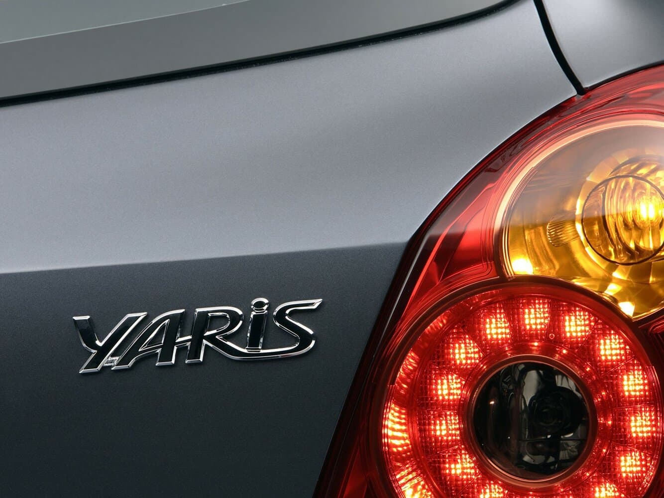 Toyota Yaris II Рестайлинг Хэтчбек 3 дв., фото 14