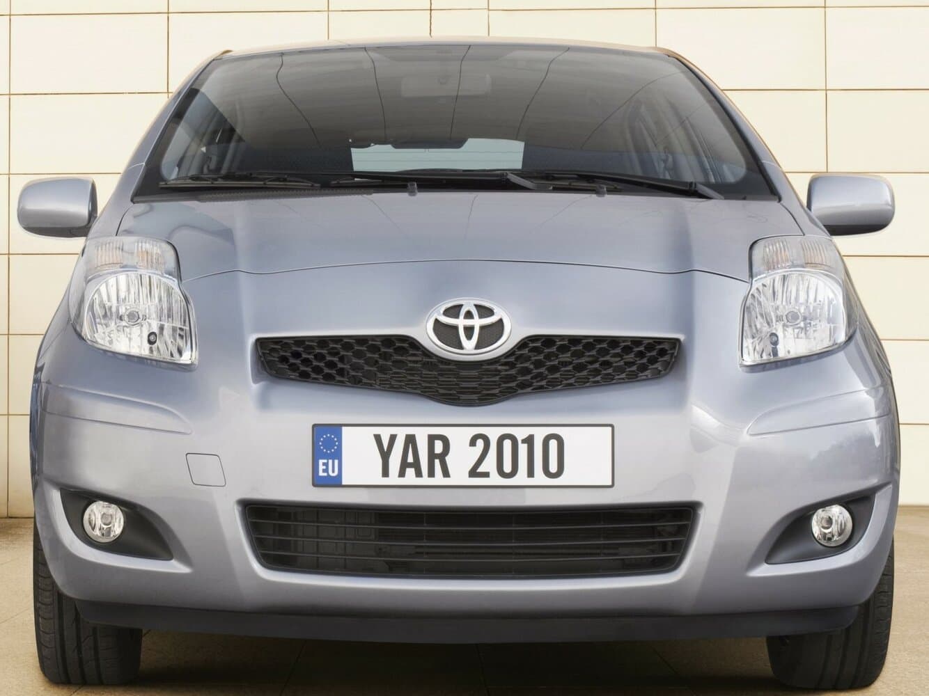 Toyota Yaris II Рестайлинг Хэтчбек 5 дв., фото 3