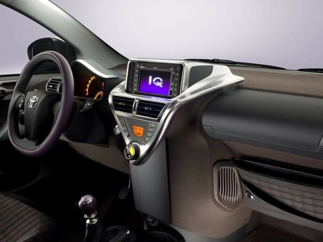 Toyota iQ  Хэтчбек 3 дв., фото 7