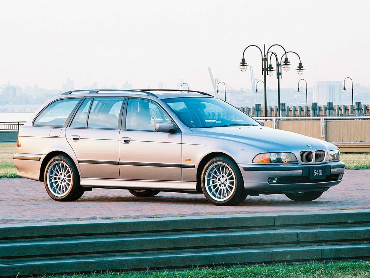 BMW 5 series IV (E39) Универсал 5 дв.