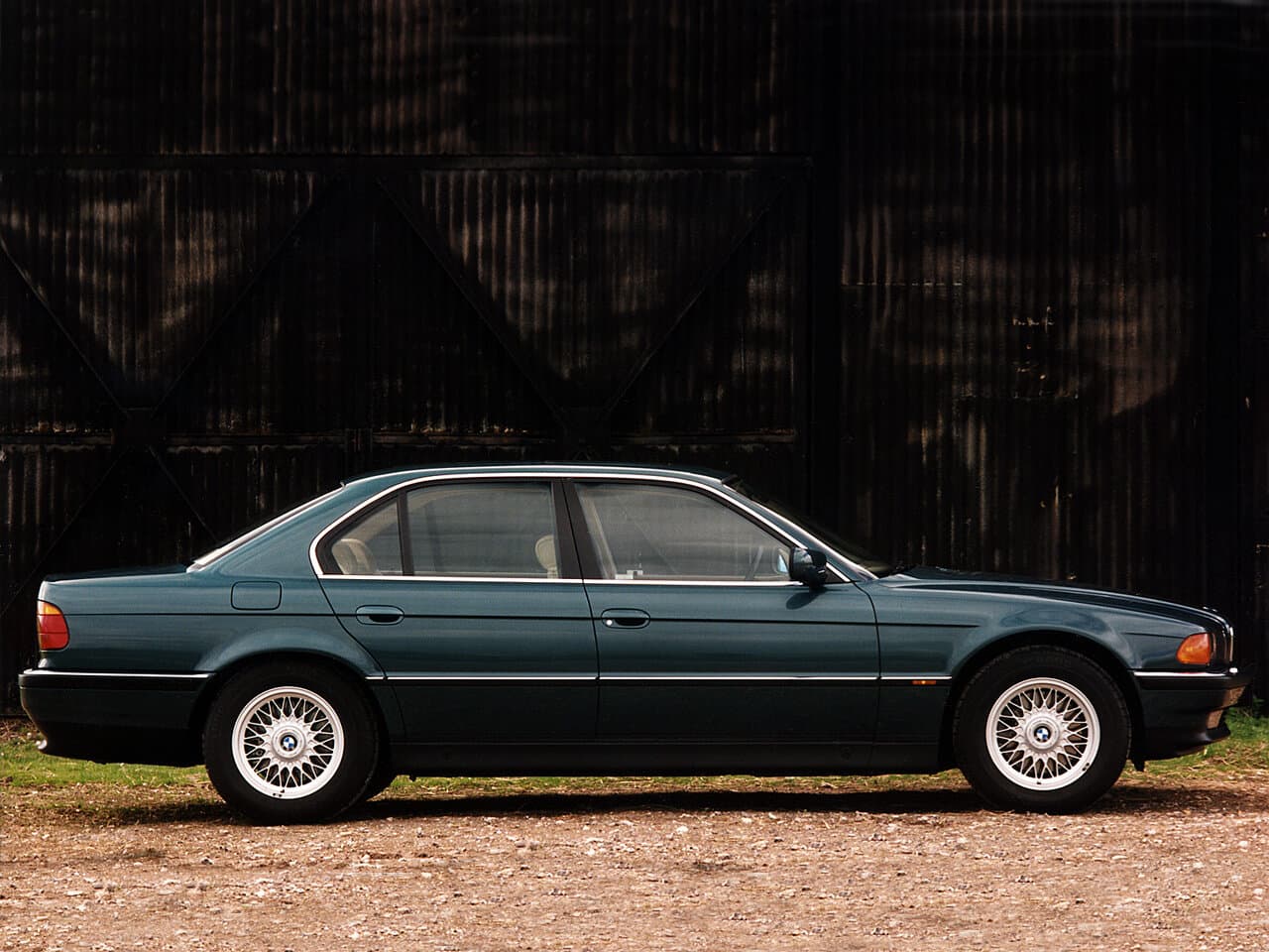 BMW 7 series III (E38) Седан, фото 2